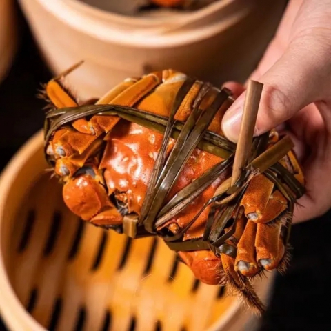 金秋时节，如约而至 上海大酒店 “王宝和大闸蟹”畅享自助晚餐 将于2023年9月28日起 正式回归